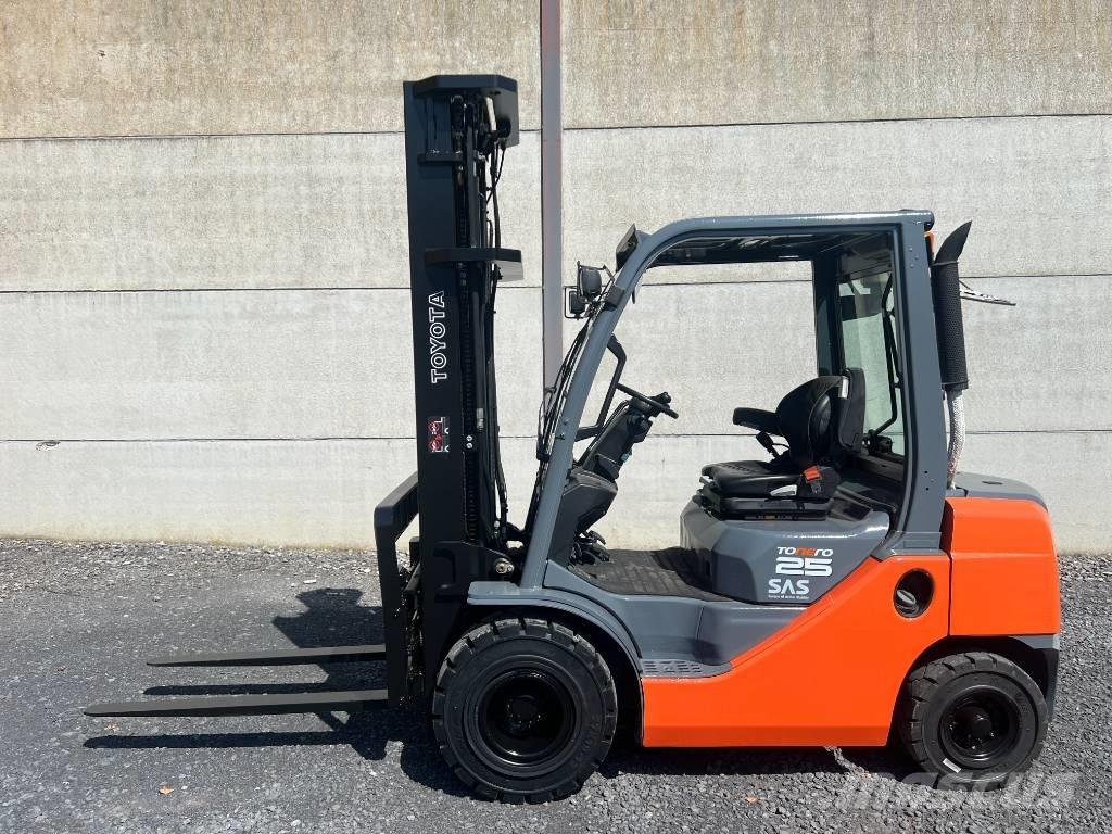 Toyota 02-8 FDF 25 Dieselové vozíky