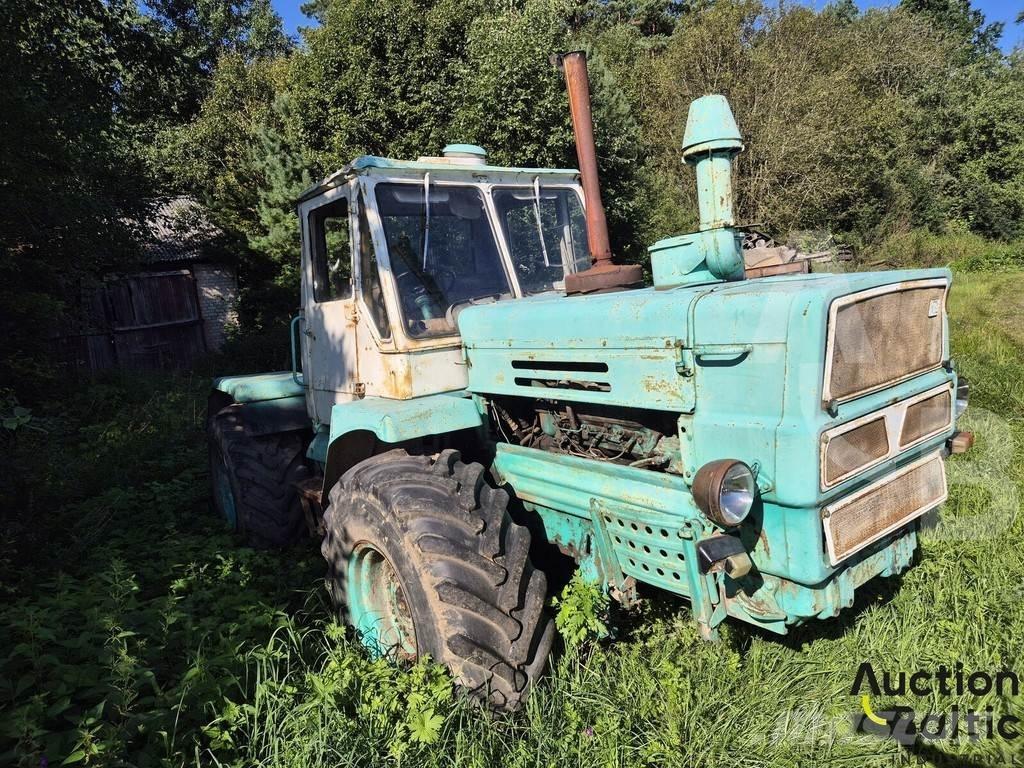  Onbekend T150K Traktory