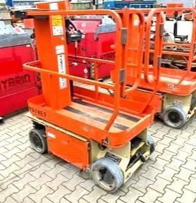 JLG 1230 ES Vertikální sloupové výtahy
