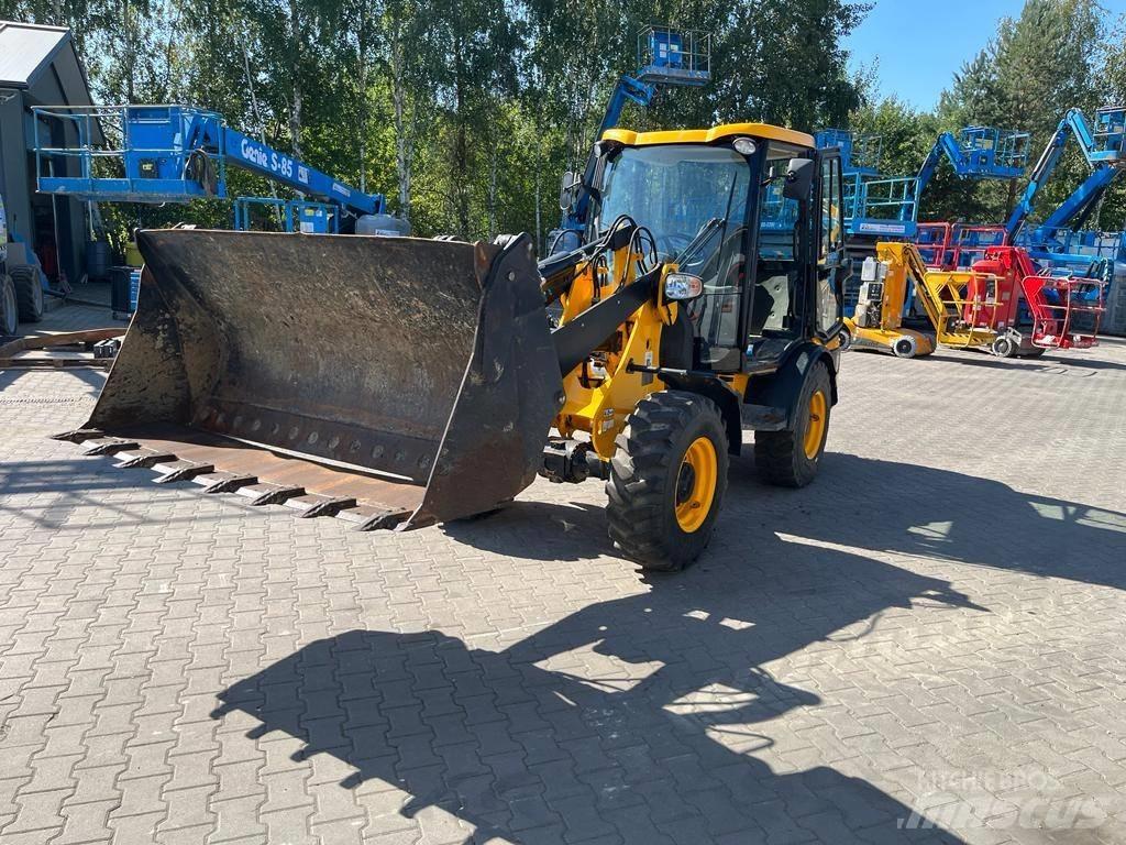 JCB 406 Kolové nakladače