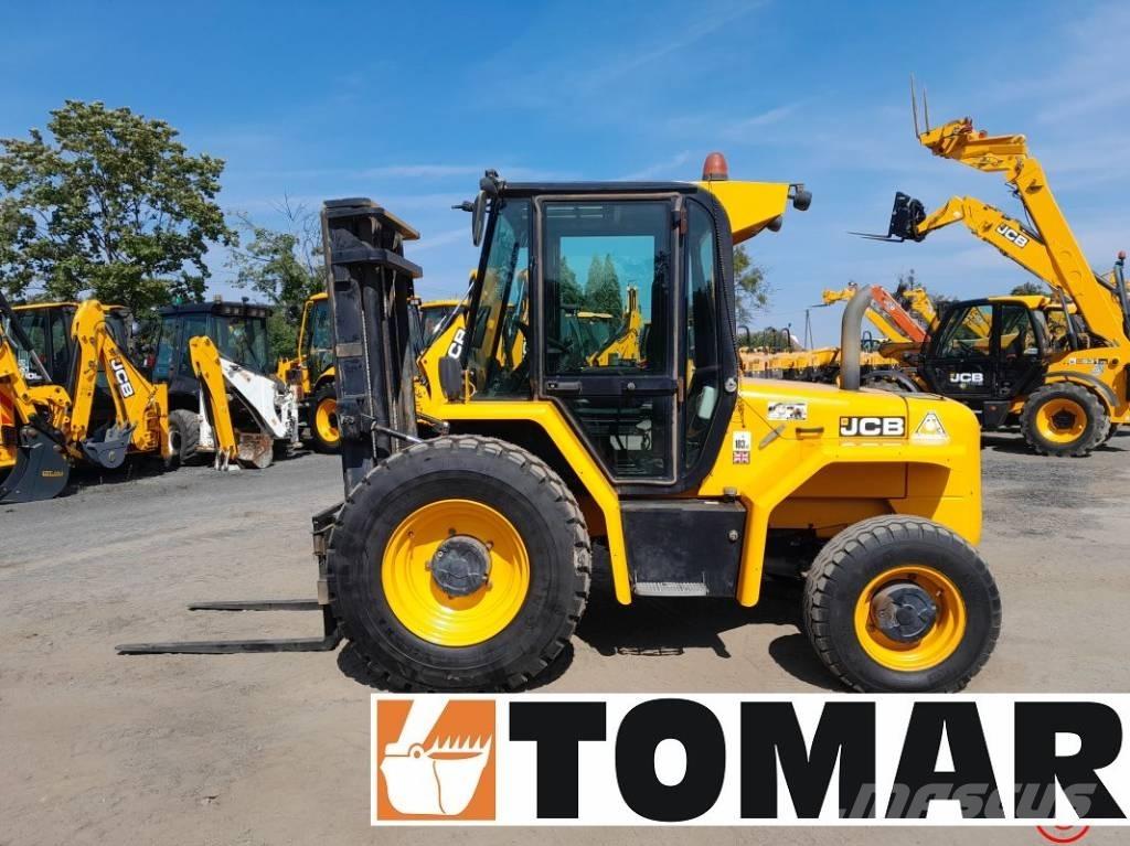 JCB 930-4 Terénní vysokozdvižné vozíky