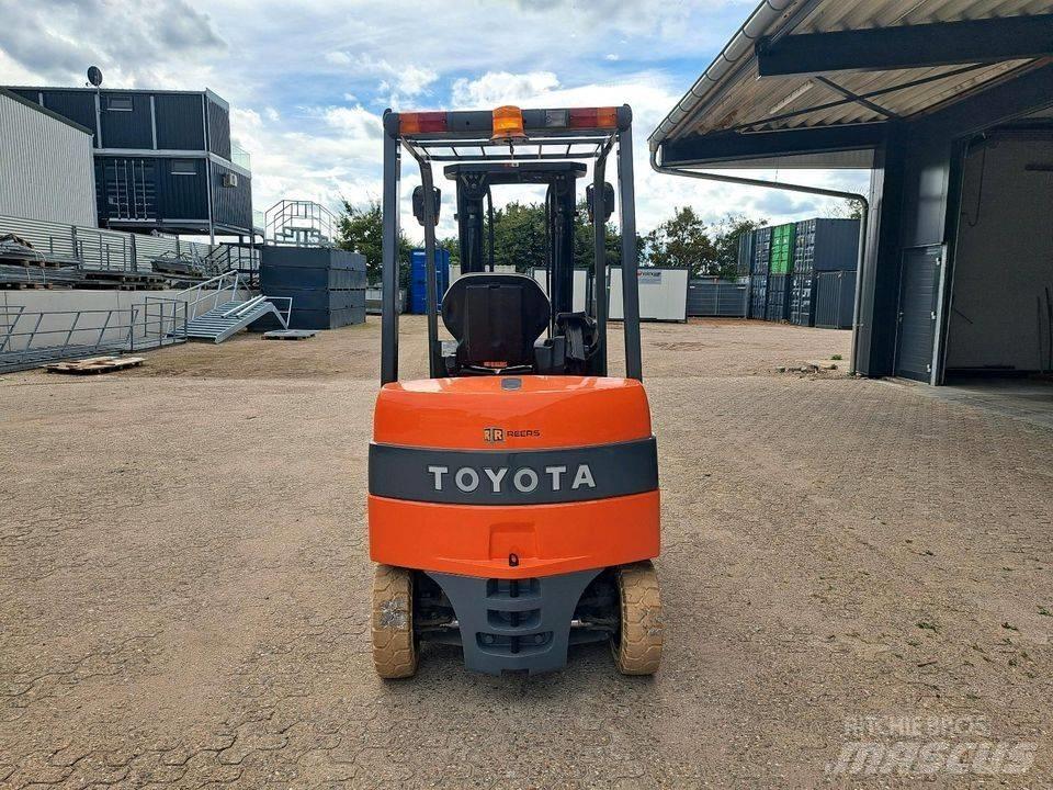 Toyota 7FBMF25 Stavebnictví - ostatní