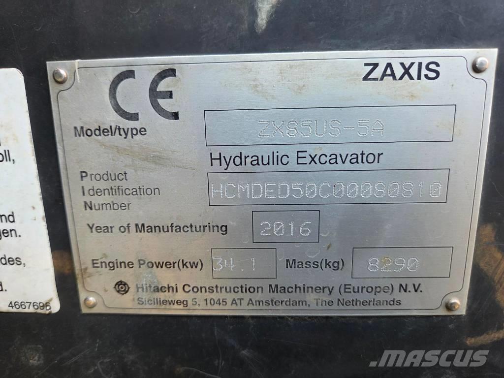 Hitachi ZX 85 US-5 A Midi rýpadla 7t - 12t