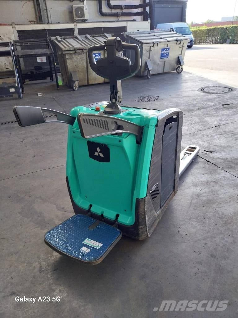 Mitsubishi PBV20N3 Nízkozdvižný vozík s plošinou