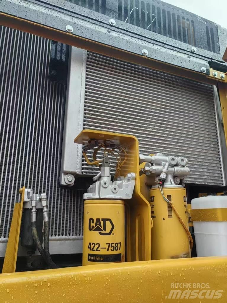 CAT 340 D L Pásová rýpadla