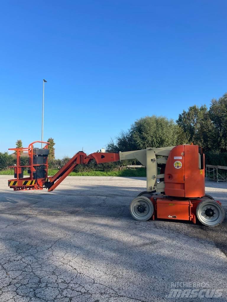 JLG 300 AJP Kloubové plošiny