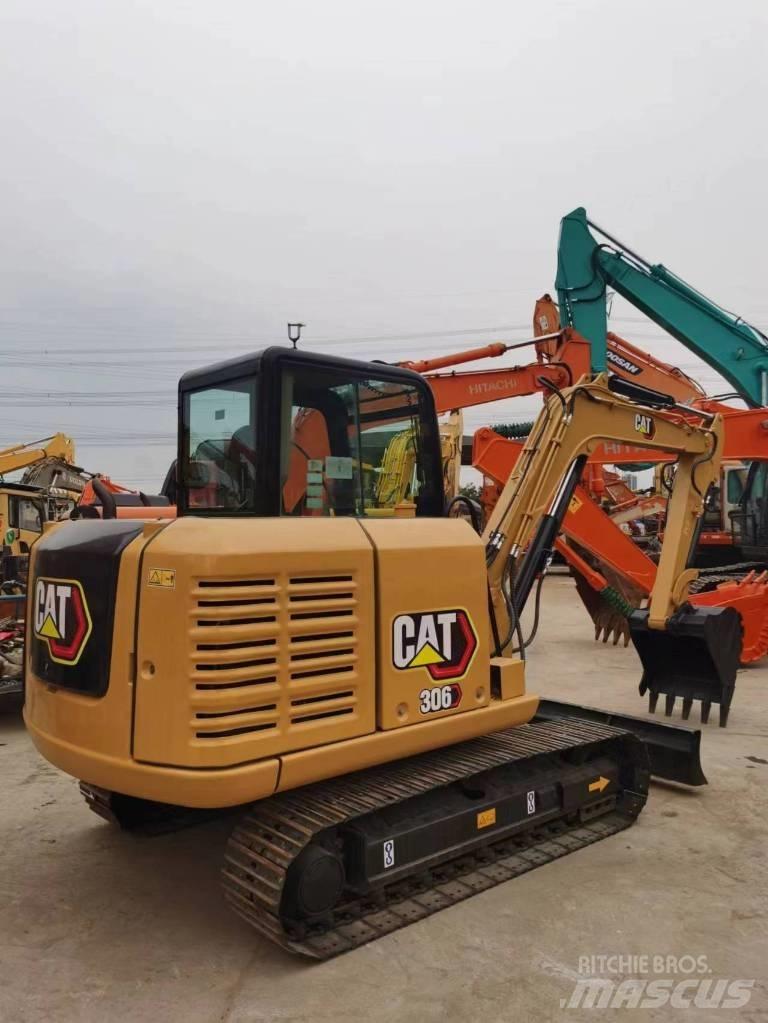 CAT 306E2 Pásová rýpadla