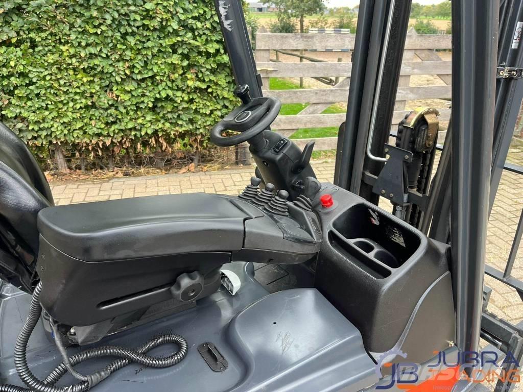 Linde E14-02 Akumulátorové vozíky