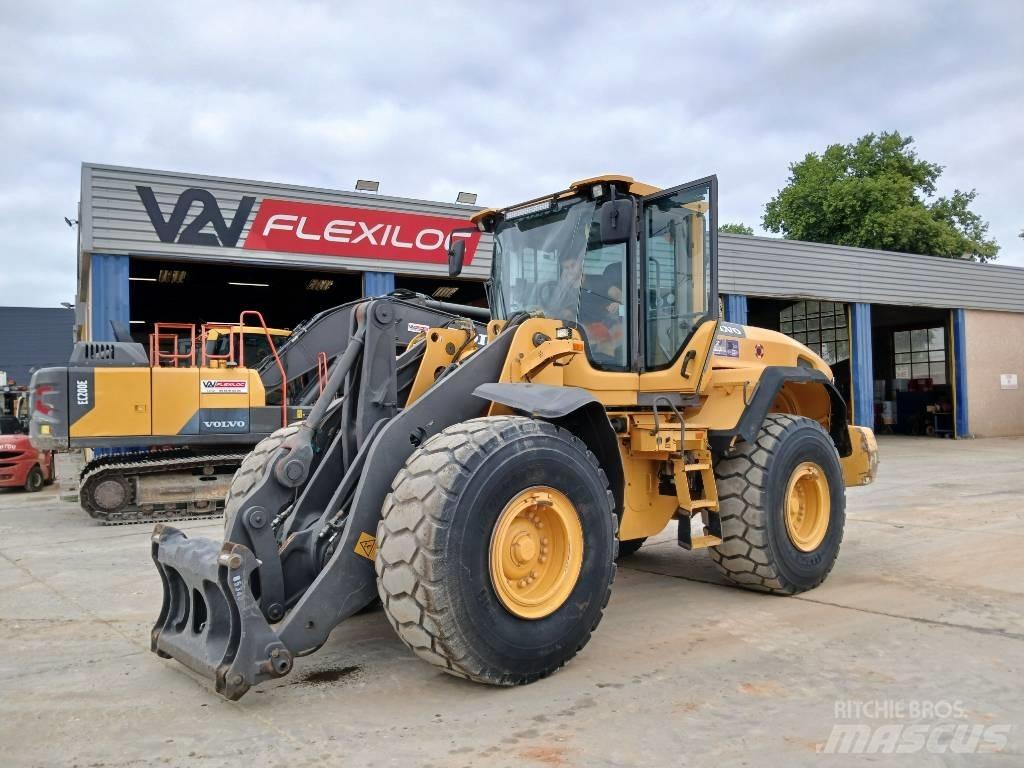 Volvo L 120 G Kolové nakladače