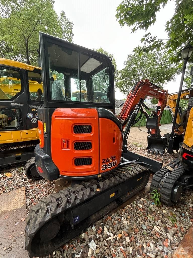 Hitachi 35u Mini rýpadla < 7t