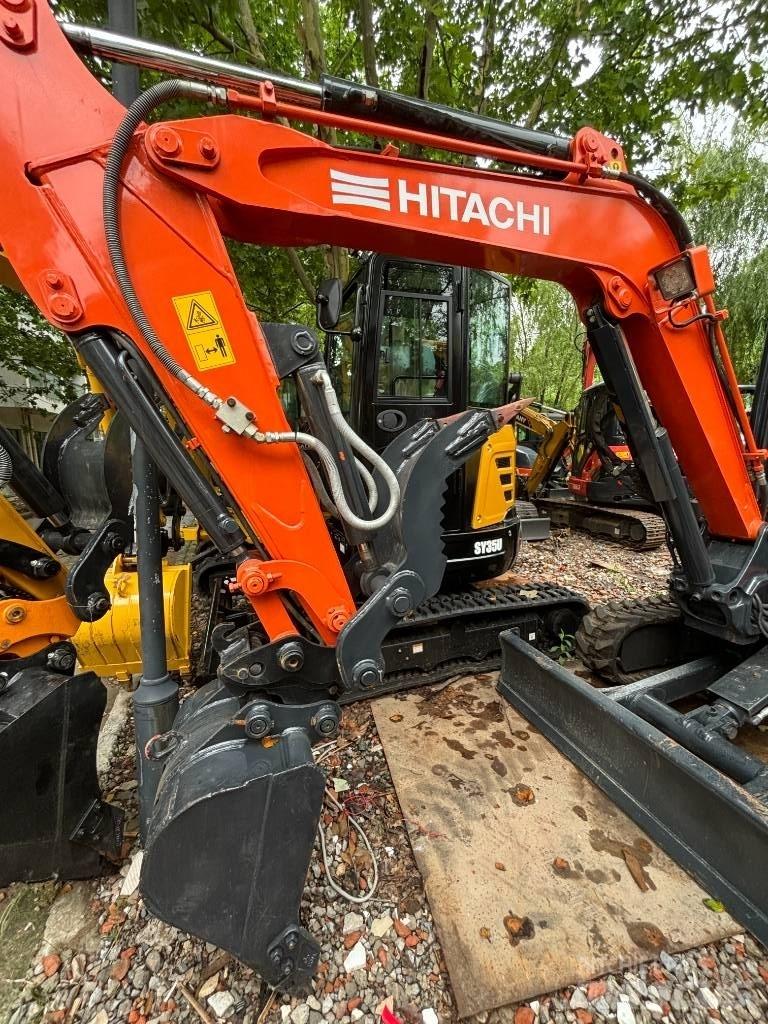 Hitachi 35u Mini rýpadla < 7t