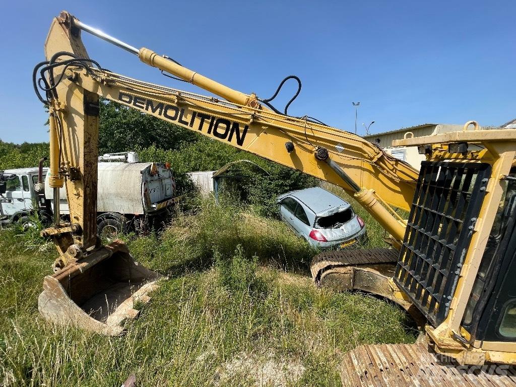 Komatsu PC210LC-6K Pásová rýpadla
