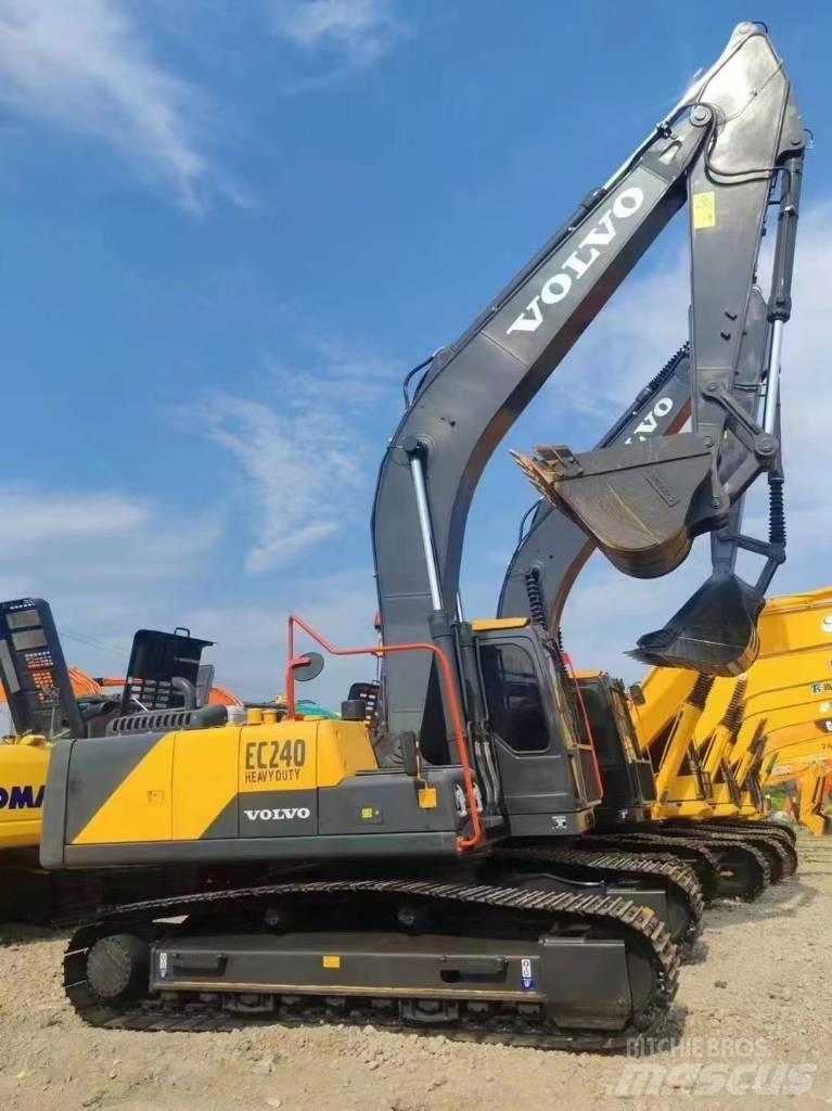 Volvo EC 240 Pásová rýpadla