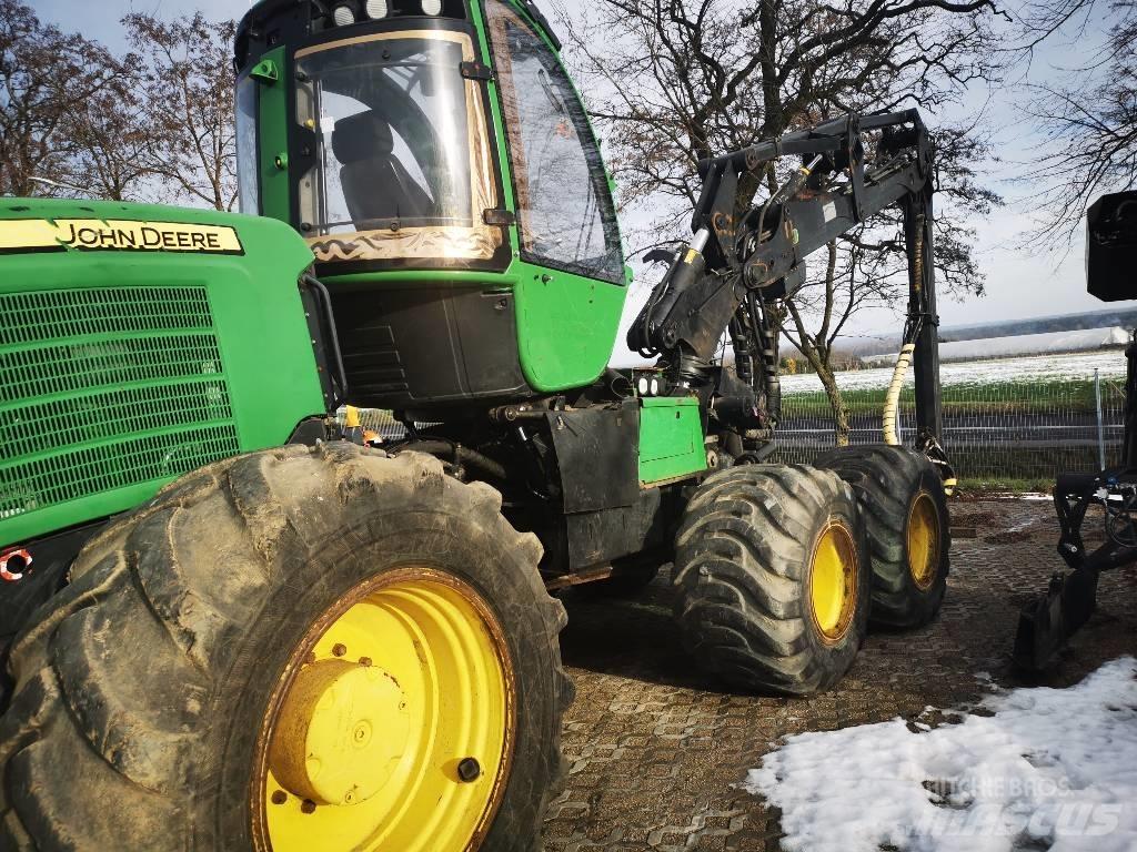 John Deere 1170 E Kombinované stroje