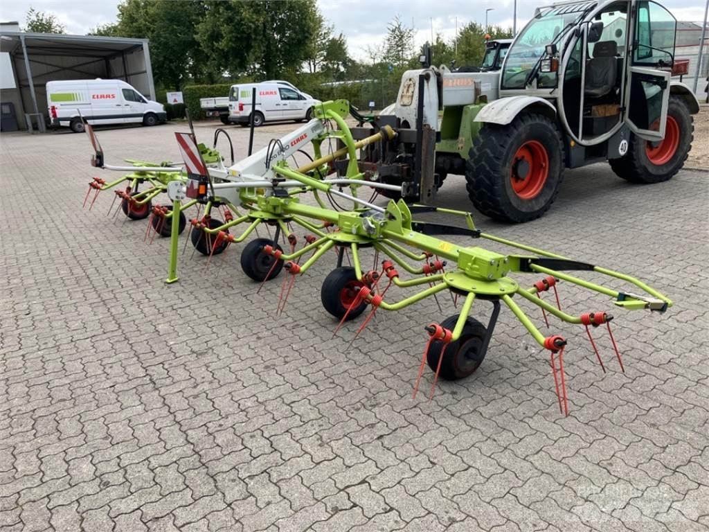 CLAAS VOLTO 800 Obraceče a shrabovače sena