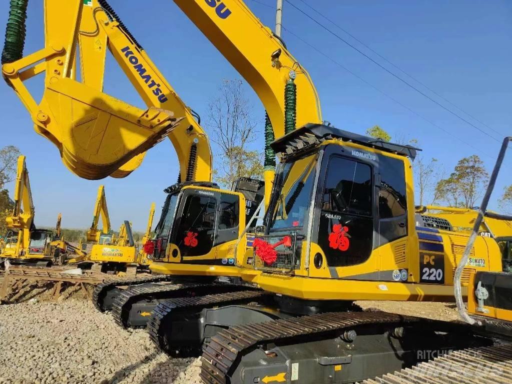 Komatsu PC 220-8 Pásová rýpadla