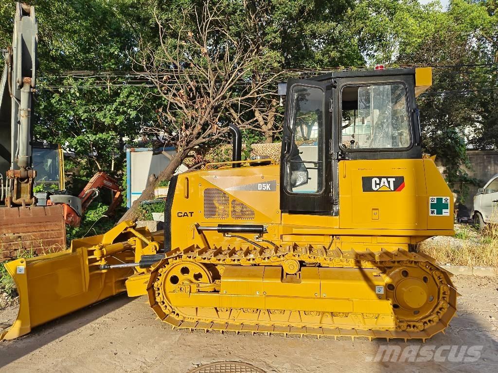 CAT D 5 K Pásové dozery