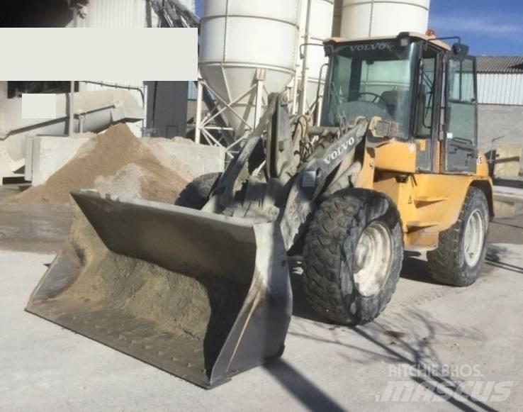 Volvo L 45 Kolové nakladače