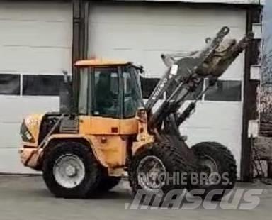 Volvo L 45 Kolové nakladače
