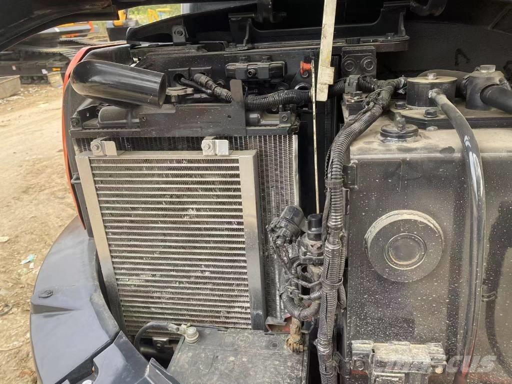 Kubota 155 Pásová rýpadla