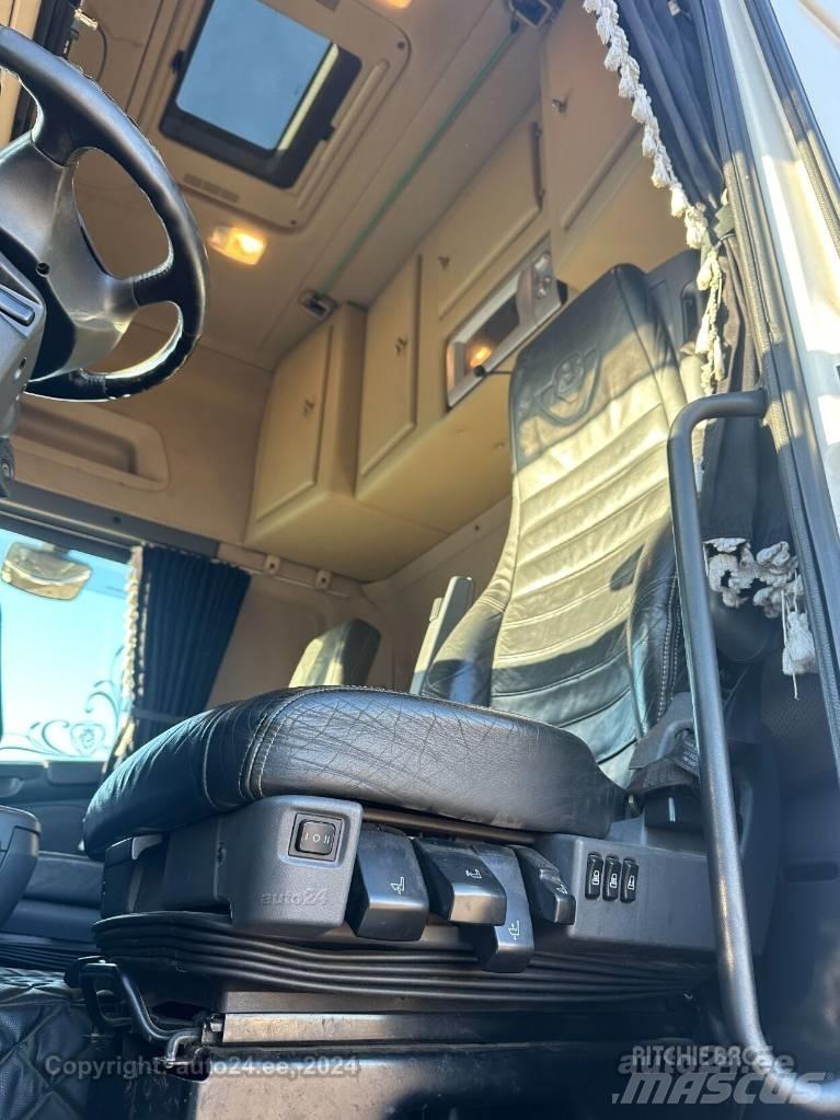Scania R 560 LA Tahače