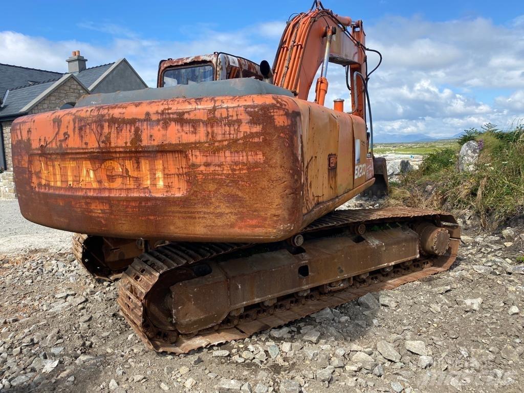 Hitachi EX 200-5 Pásová rýpadla