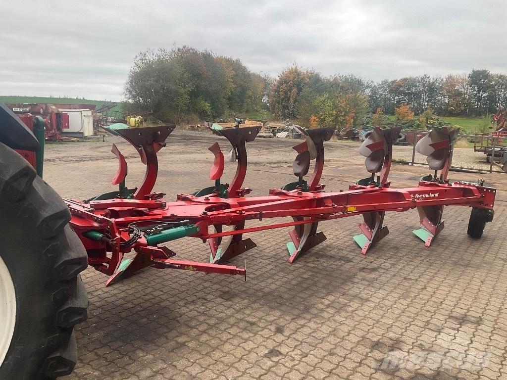 Kverneland Eg 100 Oboustranné pluhy