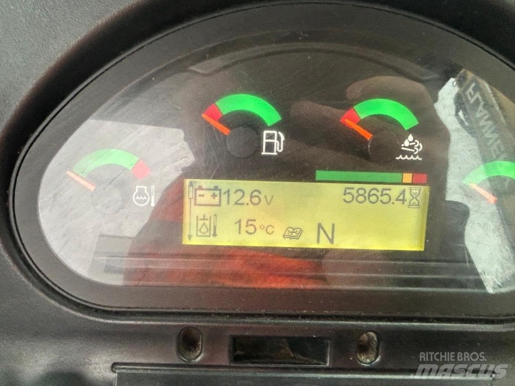 CAT 432 F2 Rýpadlo-nakladače