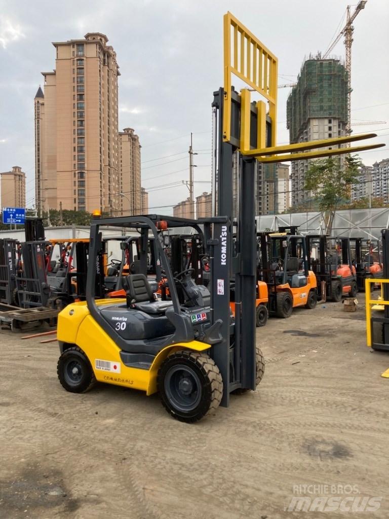 Komatsu FD30T-16 Dieselové vozíky