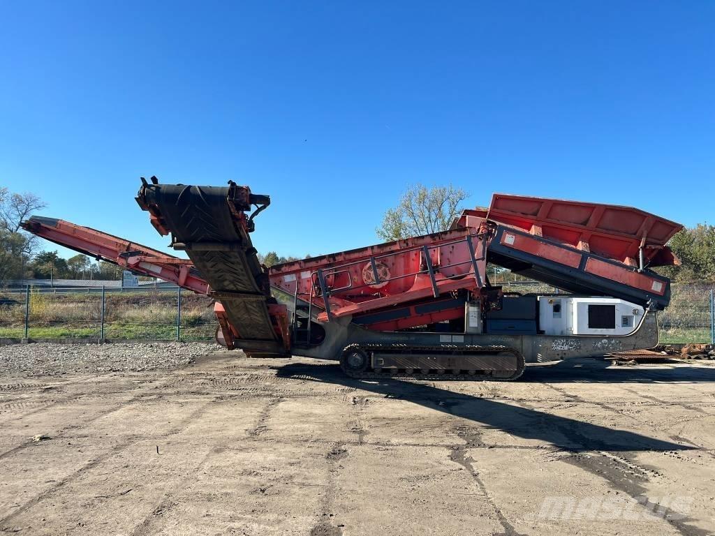 Sandvik QE 340 Mobilní třídiče