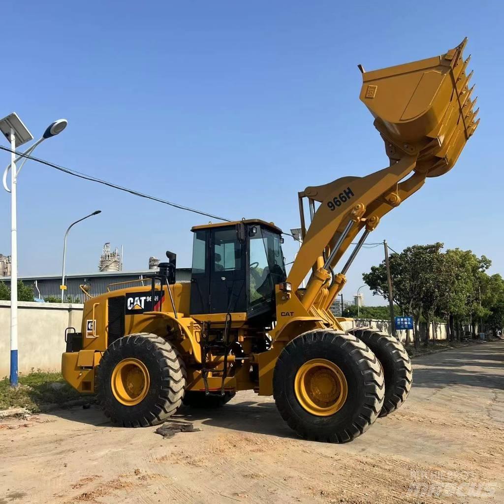 CAT 966 H Kolové nakladače