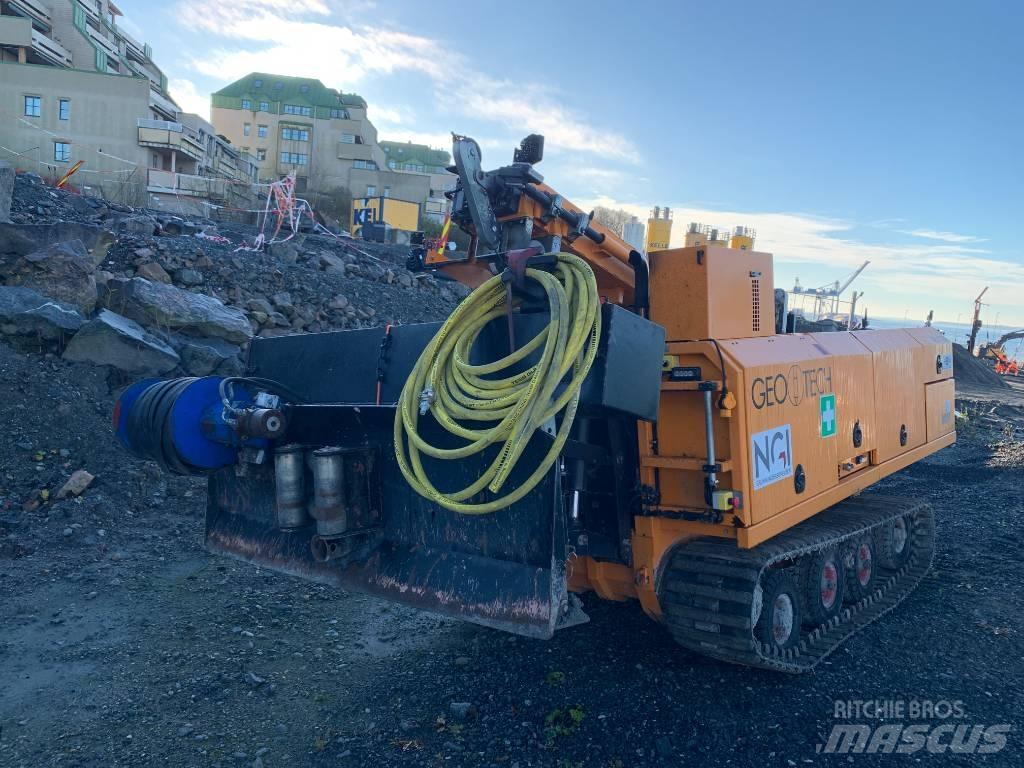  Geotech 607 Povrchové vrtací stroje