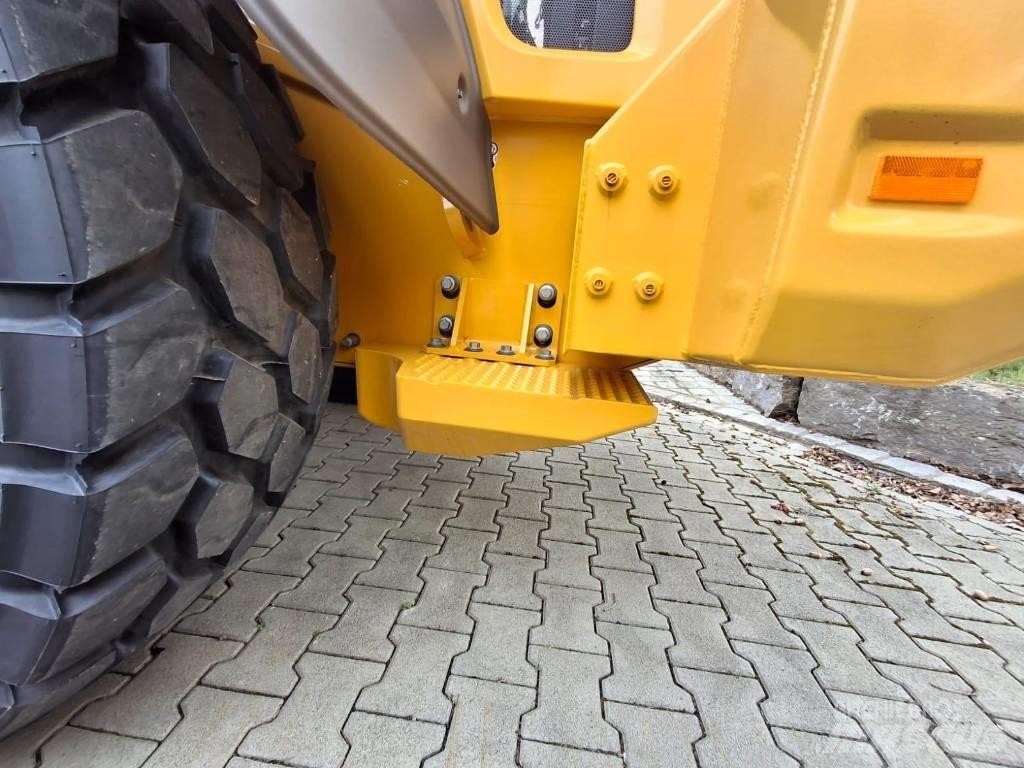 Volvo L 90 H2 Kolové nakladače