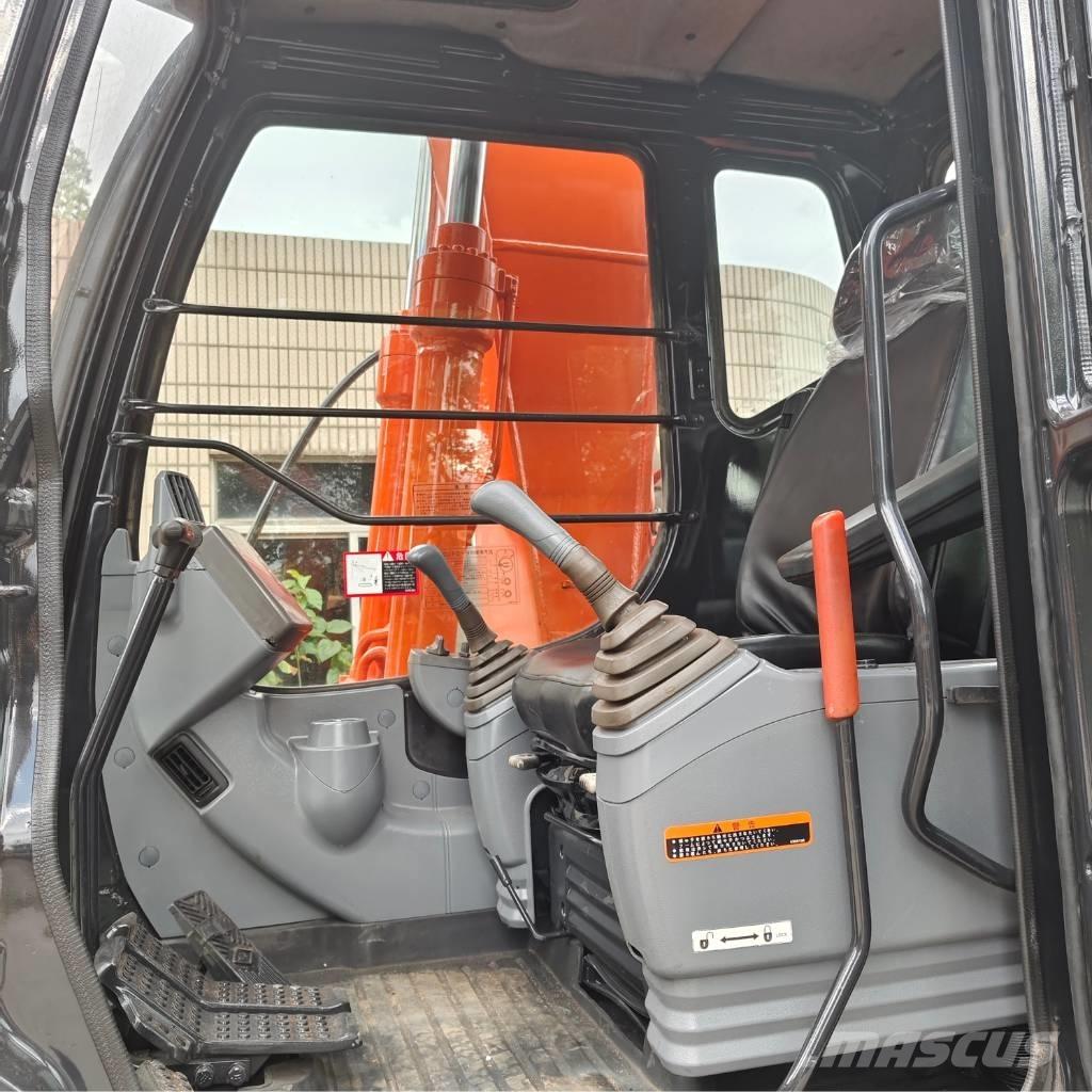 Hitachi ZX 120 Pásová rýpadla