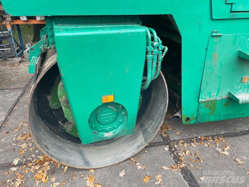 Hamm DV8,22 Tandemové válce