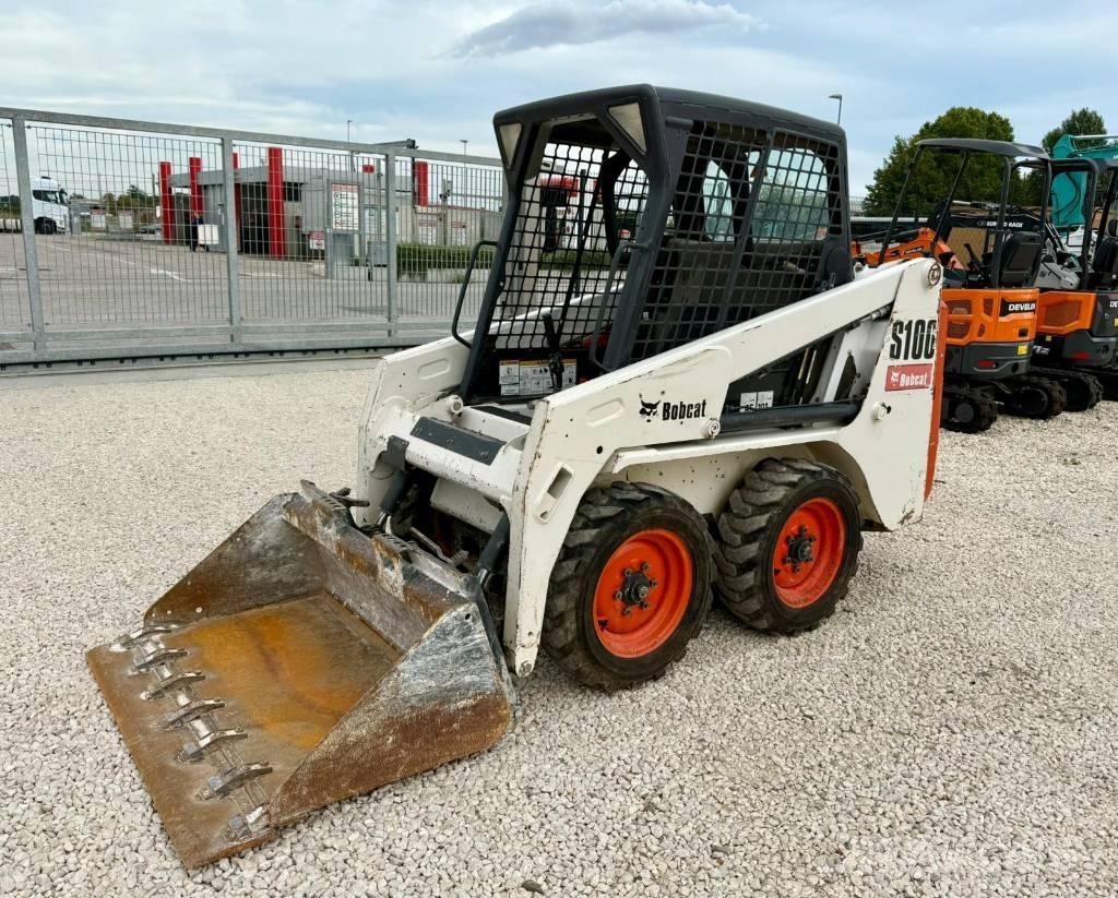 Bobcat S 100 Smykem řízené nakladače