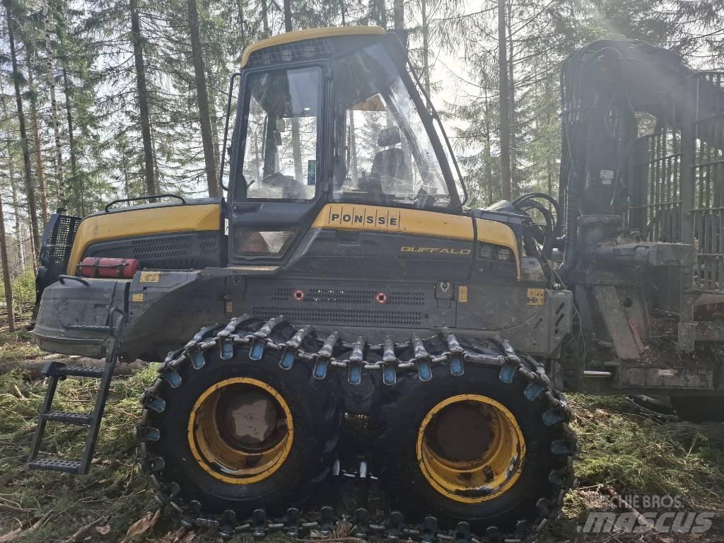 Ponsse BUFFALO 8W Vyvážecí traktory