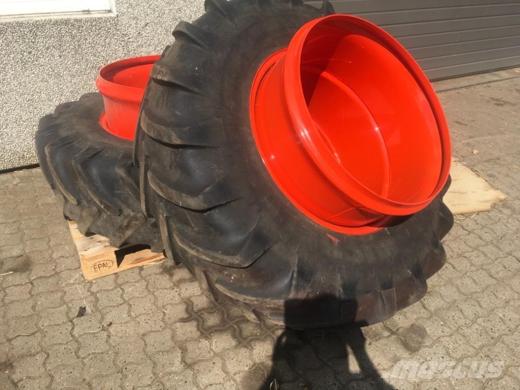  Tvillinghjul Pneumatiky, kola a ráfky