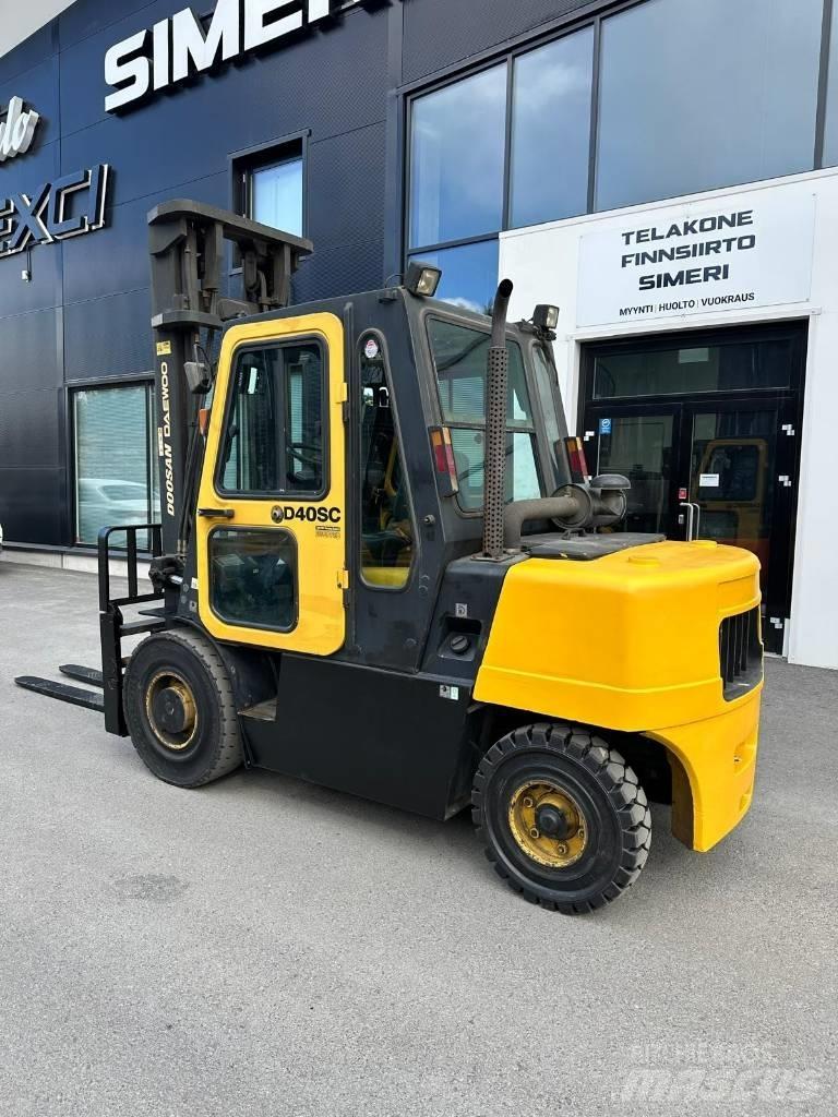 Daewoo D40SC-2 Dieselové vozíky