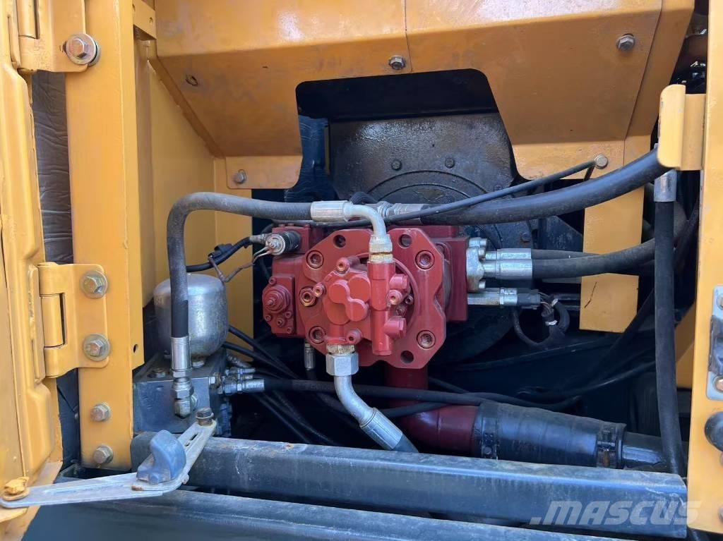 Hyundai R 150LC-9S Pásová rýpadla