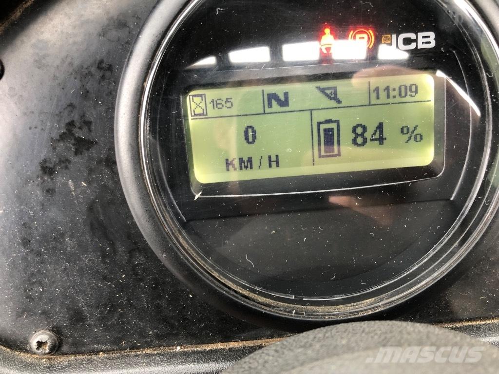 JCB 403 E Teleskopické nakladače pro zemědělství