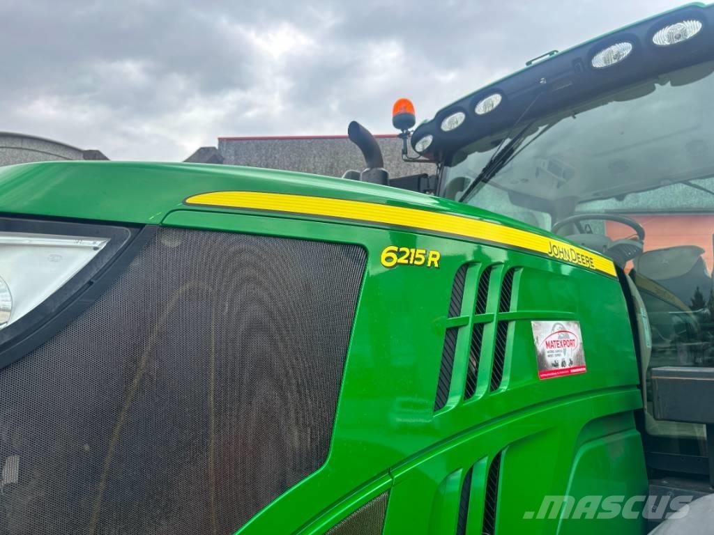John Deere 6215 R Traktory