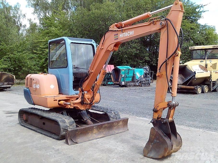 Hitachi EX 40 Mini rýpadla < 7t