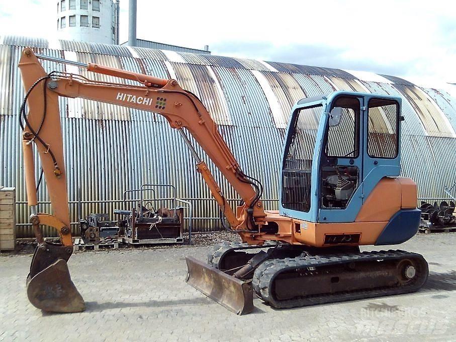 Hitachi EX 40 Mini rýpadla < 7t