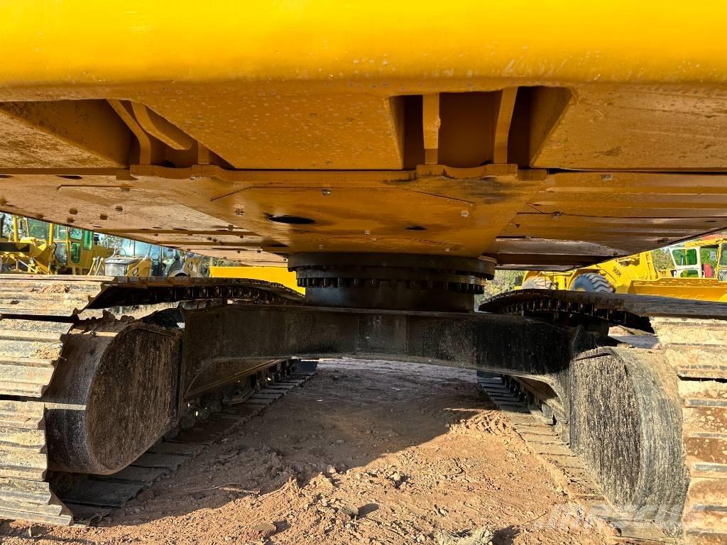 CAT 320 D L Pásová rýpadla