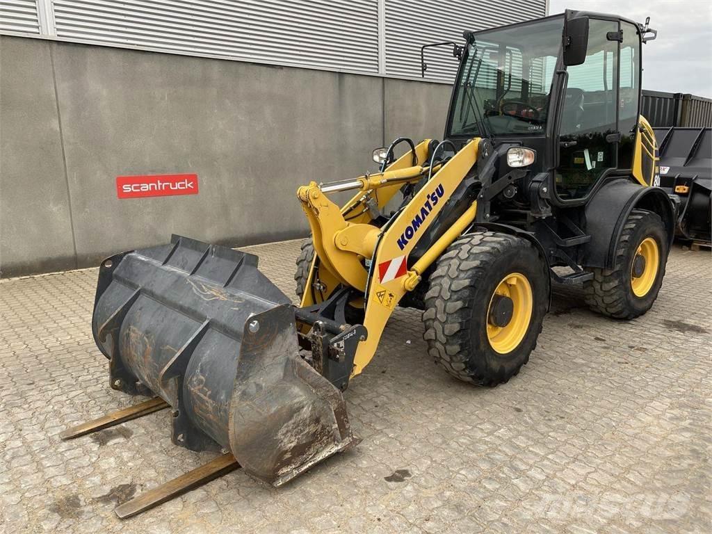 Komatsu WA80M-8EO Víceúčelové nakladače