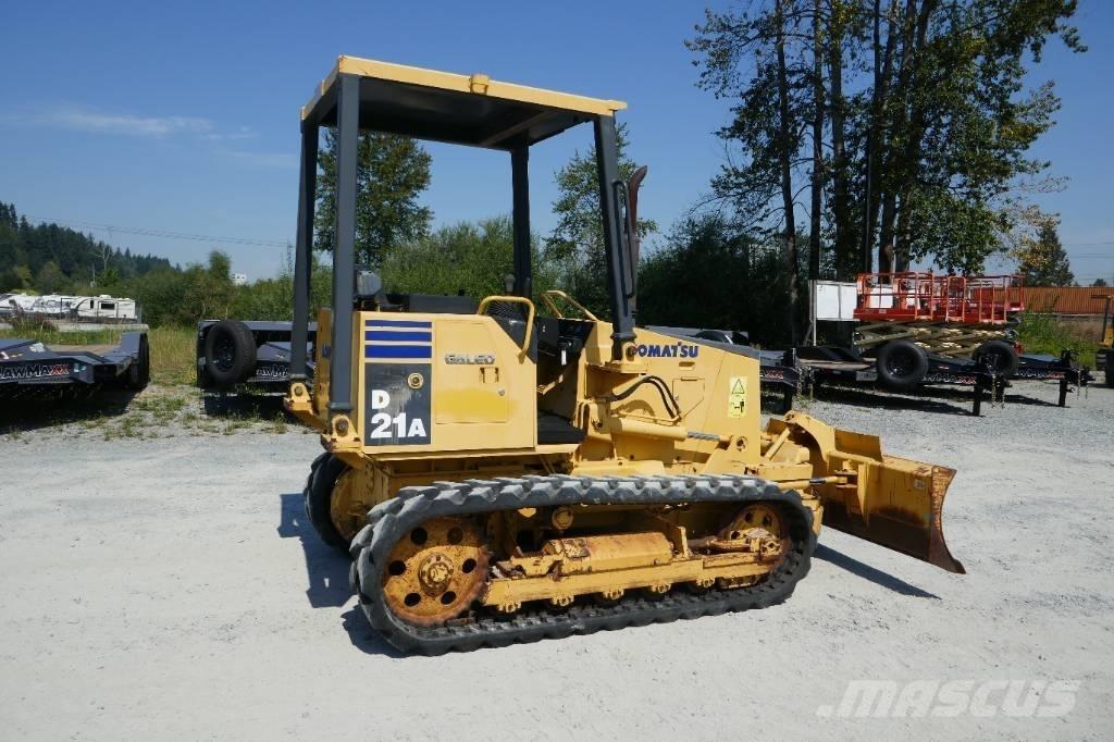 Komatsu D 21 A-8 Pásové dozery