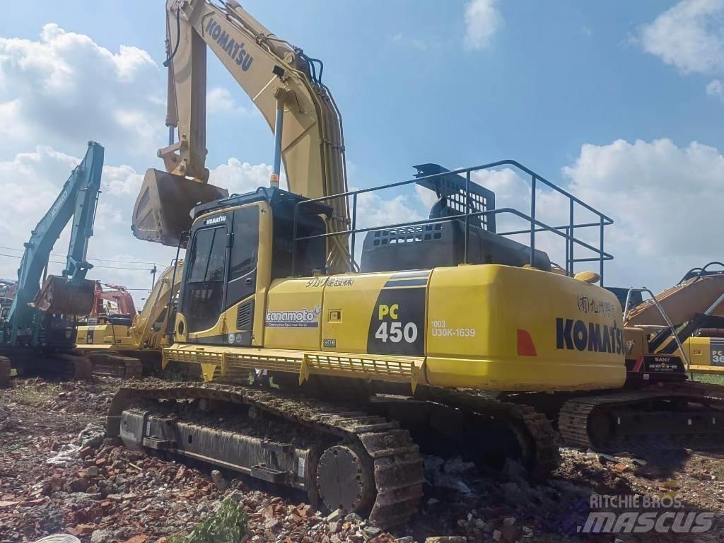 Komatsu PC450-8 Pásová rýpadla