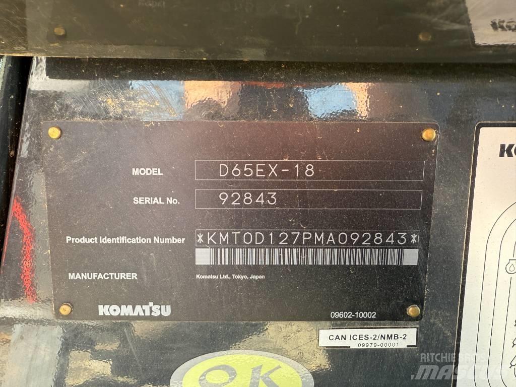 Komatsu D65EX-18 Pásové dozery