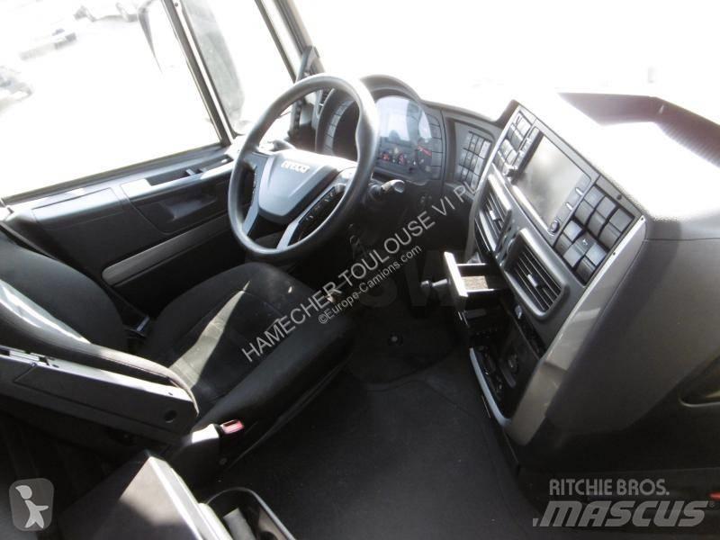 Iveco NP460 Tahače